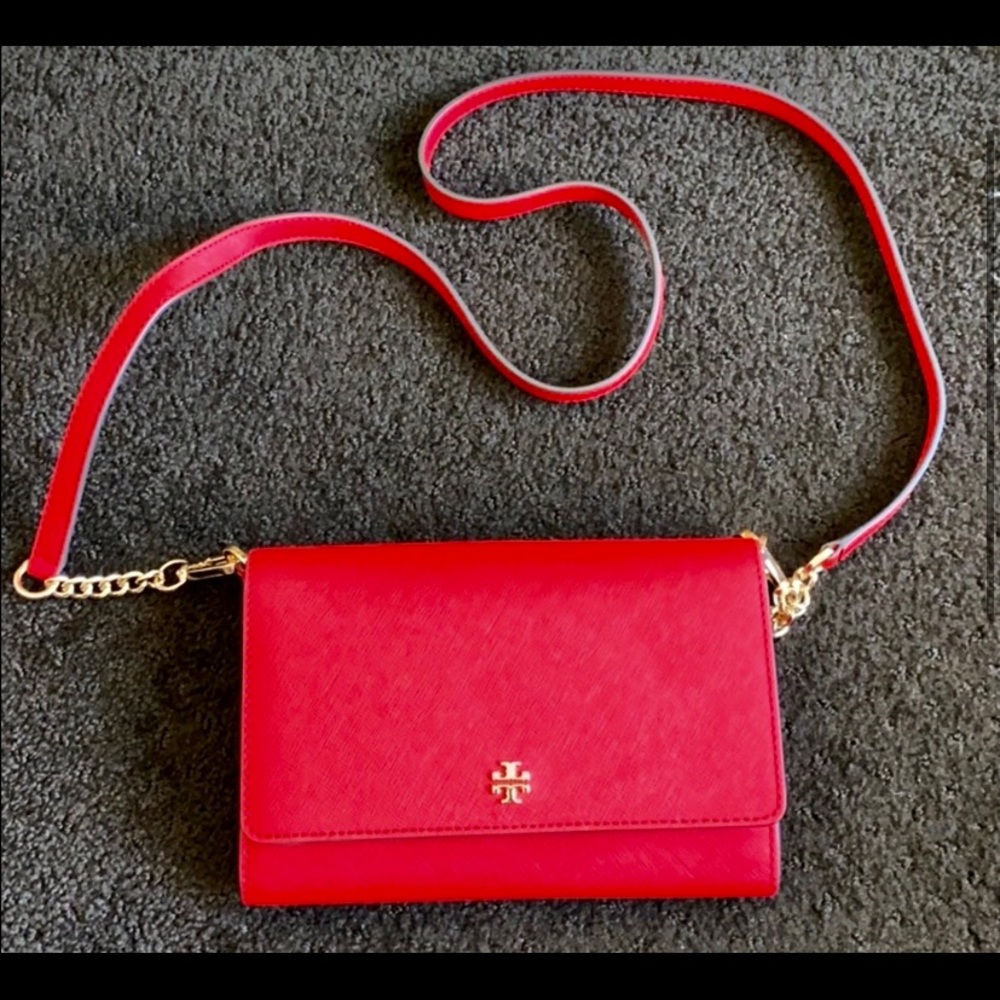 Tory Burch Emerson chain wallet
